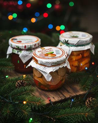 ✨🧀 Tvarůžky, ryby nebo utopence? U nás to na Vánoce ještě stihnete! Teď je ten nejlepší moment pořídit si Dobroty s...